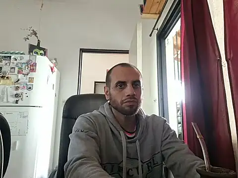 Snapshot of oroenbarra chatting on 04.25.26 oroenbarra online show from 04.25.26