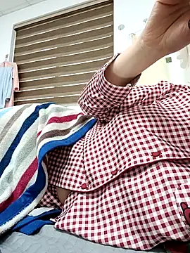 Suka-mon online show from 04.05.26