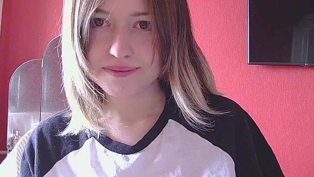 Snapshot of Beloved_Mary chatting on 06.02.26 Beloved Mary online show from 06.02.26