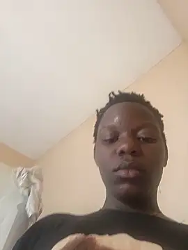 Snapshot of smallville26 chatting on 06.11.26 smallville26 online show from 06.11.26