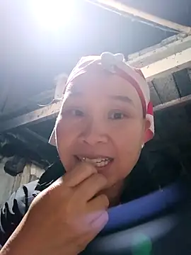 Snapshot of Boppi-chu chatting on 03.01.26 Boppi-chu online show from 03.01.26