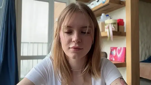 Snapshot of cyberl0ve_ chatting on 05.23.26 cyberl0ve online show from 05.23.26