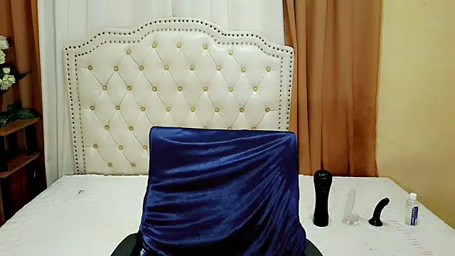 Seductive sophie online show from 06.27.26