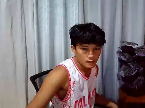 Snapshot of marksurelyhard chatting on 05.19.26 marksurelyhard online show from 05.19.26
