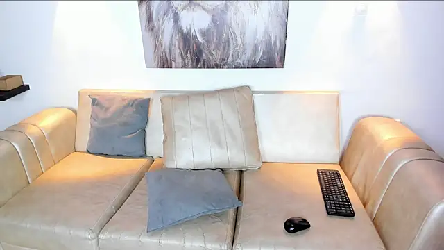 Partyhot cum online show from 06.04.26
