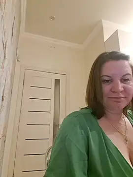 LaraHarper online show from 04.10.26