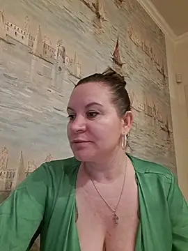 LaraHarper online show from 04.16.26