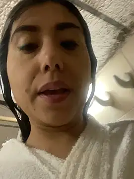 stefanyqueen69 online show from 04.17.26