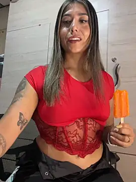 Snapshot of stefanyqueen69 chatting on 05.10.26 stefanyqueen69 online show from 05.10.26