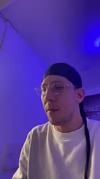 TitanNoir online show from 04.12.26