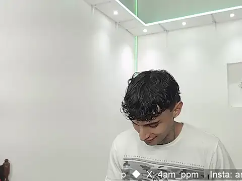 yourxcyberxangel online show from 04.17.26