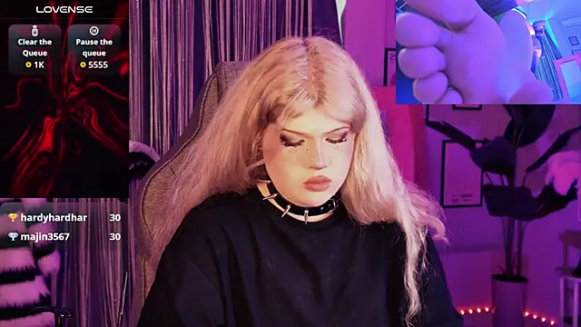 LilithNlsn online show from 07.07.26