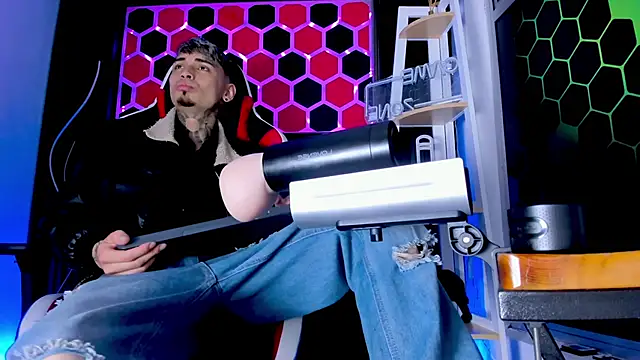 Max Hader  online show from 03.21.26