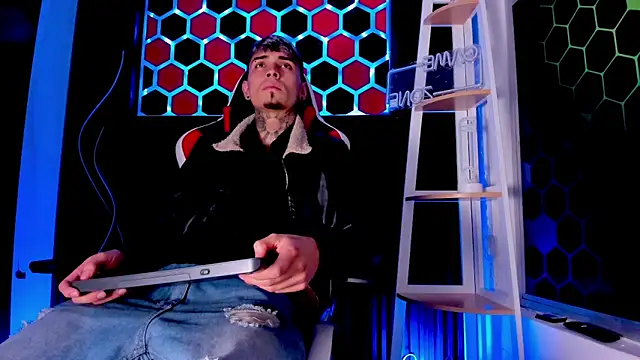 Max Hader  online show from 03.30.26