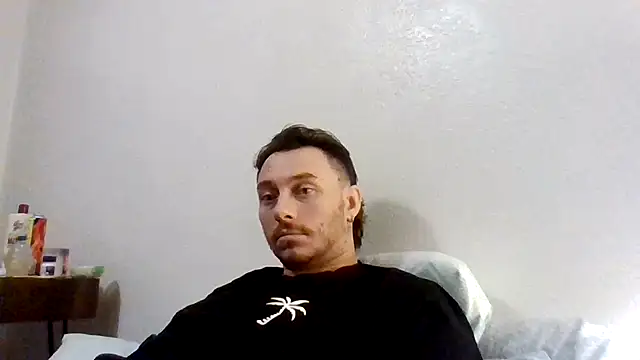 Snapshot of TallHungandCloudy69 chatting on 03.06.26 TallHungandCloudy69 online show from 03.06.26