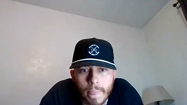 Snapshot of TallHungandCloudy69 chatting on 04.12.26 TallHungandCloudy69 online show from 04.12.26