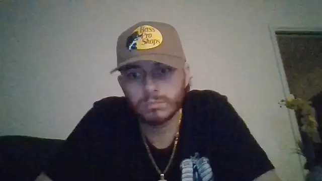 Snapshot of TallHungandCloudy69 chatting on 04.15.26 TallHungandCloudy69 online show from 04.15.26