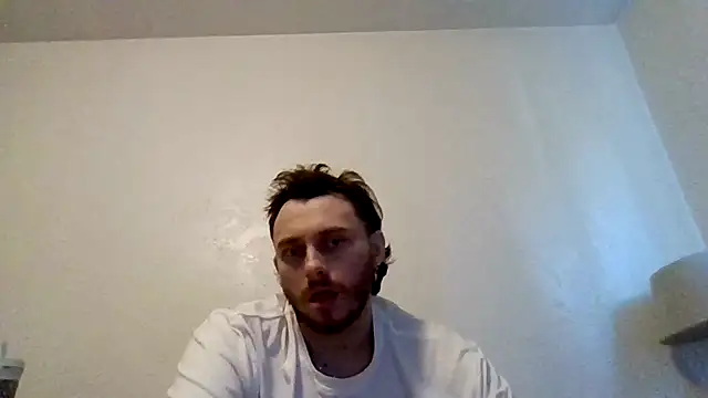 Snapshot of TallHungandCloudy69 chatting on 04.16.26 TallHungandCloudy69 online show from 04.16.26