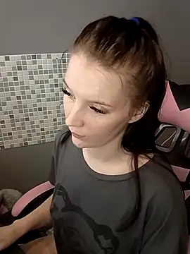 Mary Blu online show from 03.17.25