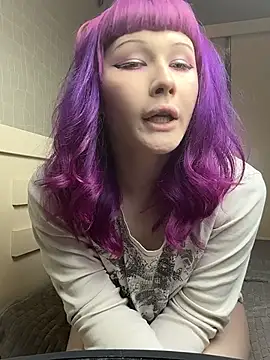 AlexaGudz online show from 04.06.26