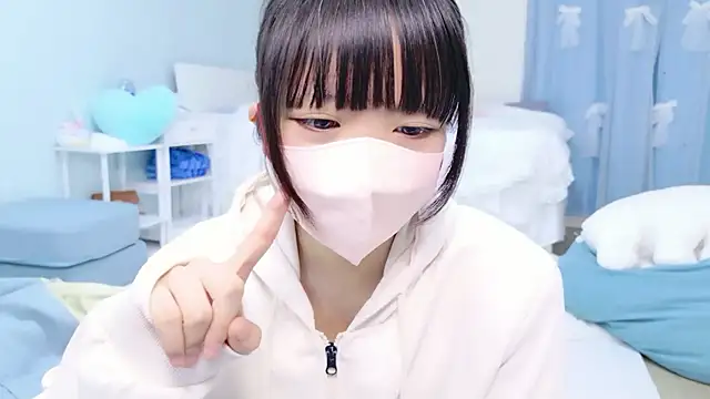 Snapshot of Hime_na chatting on 04.26.26 Hime na online show from 04.26.26