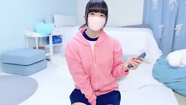 Snapshot of Hime_na chatting on 04.27.26 Hime na online show from 04.27.26