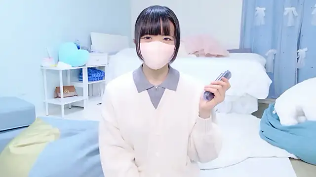 Snapshot of Hime_na chatting on 05.04.26 Hime na online show from 05.04.26