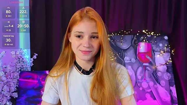 Snapshot of AmyLindsey chatting on 05.01.26 AmyLindsey online show from 05.01.26