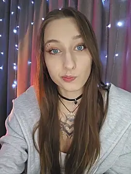 Emma Willson online show from 04.22.26