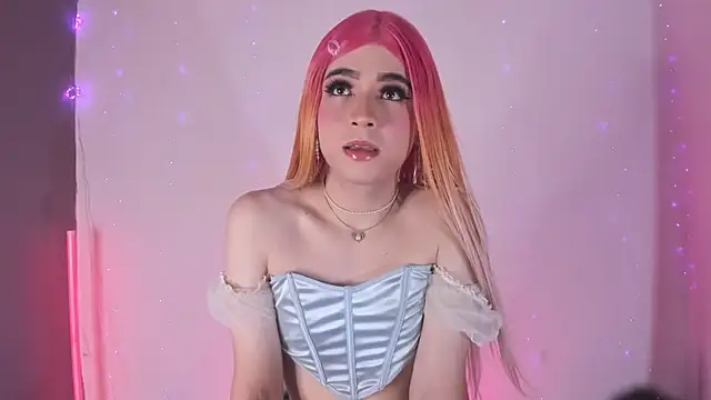 Snapshot of _BabyLuna_ chatting on 03.23.26 BabyLuna online show from 03.23.26