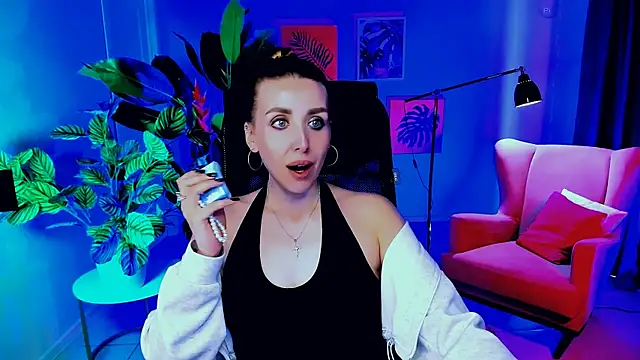 MonicaRiley online show from 04.07.26