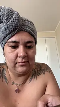 javieritr4 online show from 03.19.26