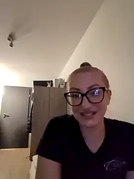 Snapshot of malinalli_a chatting on 03.02.26 malinalli a online show from 03.02.26