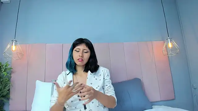 KleoLennox online show from 03.24.26