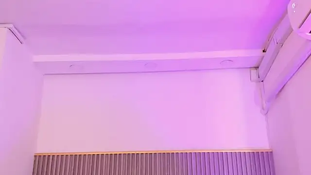 ashvalentine  online show from 04.06.26