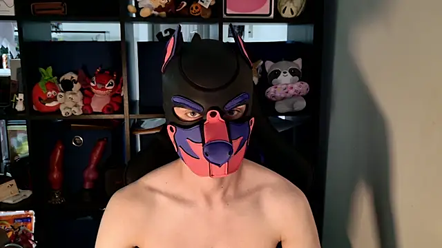 Snapshot of MellPUP chatting on 07.14.26 MellPUP online show from 07.14.26