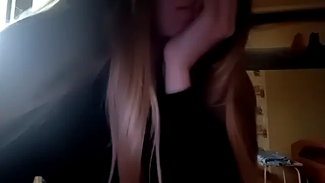 Snapshot of pinkpinkpinkpinkdoll chatting on 04.18.26 pinkpinkpinkpinkdoll online show from 04.18.26