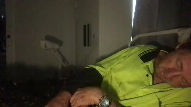 Snapshot of MrBombasticxxx chatting on 07.12.26 MrBombasticxxx online show from 07.12.26