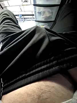 Snapshot of bostonbigdick36 chatting on 03.04.26 bostonbigdick36 online show from 03.04.26