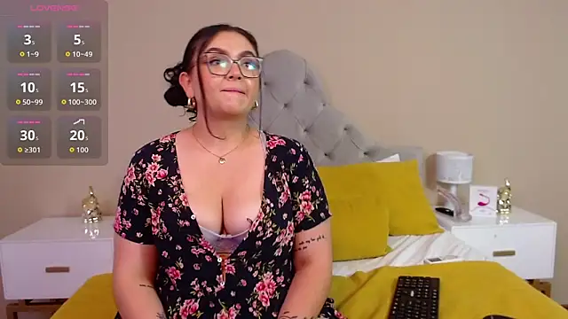 AlmaraRouge online show from 03.19.26