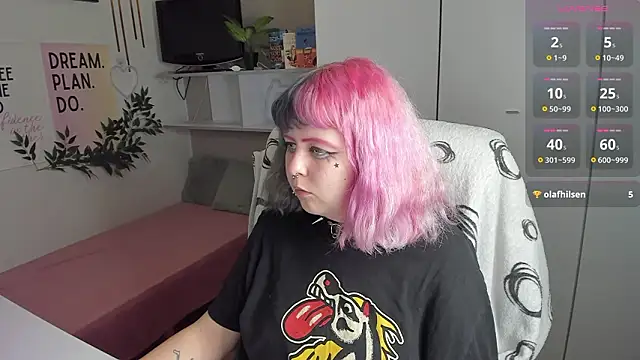 CherryBounce online show from 03.13.26