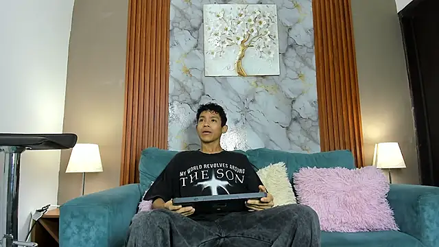 SKINNY BOYXXX online show from 03.14.26