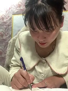 Little Muse78 online show from 04.22.26