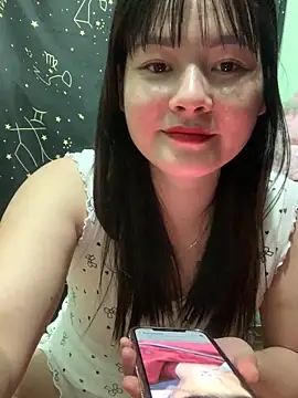 Little Muse78 online show from 04.25.26