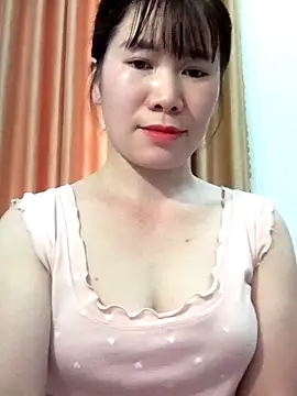 Snapshot of Bondgirl_9 chatting on 05.16.26 Bondgirl 9 online show from 05.16.26