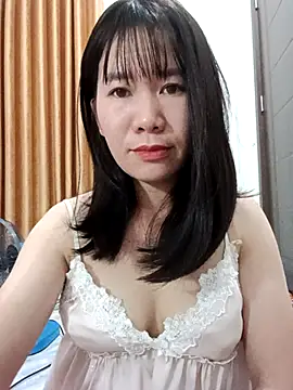 Snapshot of Bondgirl_9 chatting on 07.17.26 Bondgirl 9 online show from 07.17.26