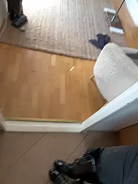 SkinnyLilly online show from 04.21.26