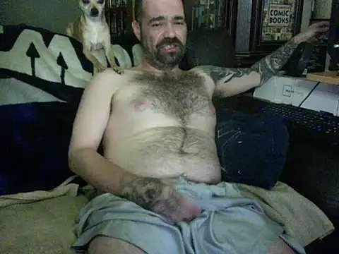 Snapshot of KinkyTOMan chatting on 07.08.26 KinkyTOMan online show from 07.08.26
