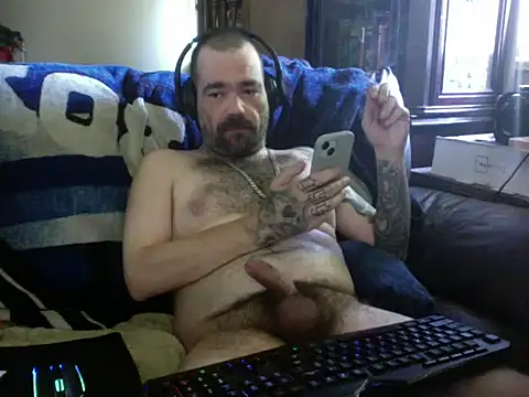 Snapshot of KinkyTOMan chatting on 07.08.26 KinkyTOMan online show from 07.08.26