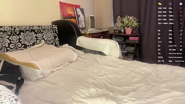 Snapshot of Selena_blom chatting on 07.16.26 Selena blom online show from 07.16.26